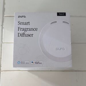 Pura 4 Smart Fragrance Diffuser
